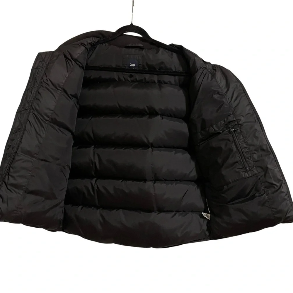 GAP Vintage 2009 Black Down Filled Puffer Vest Packable Hood Y2K Size Medium